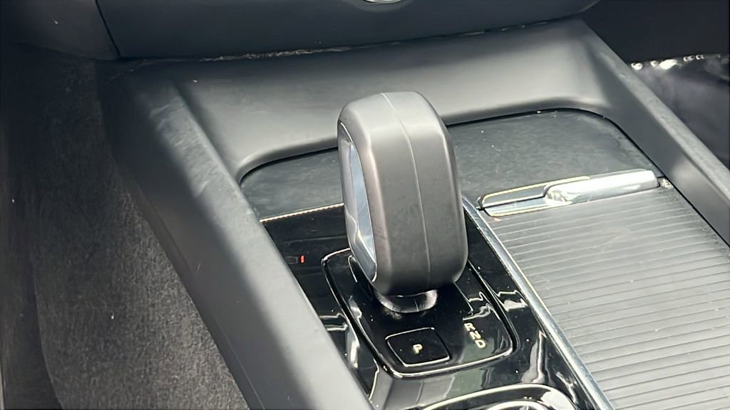 Used 2024 Volvo S60 B5 Core image 25