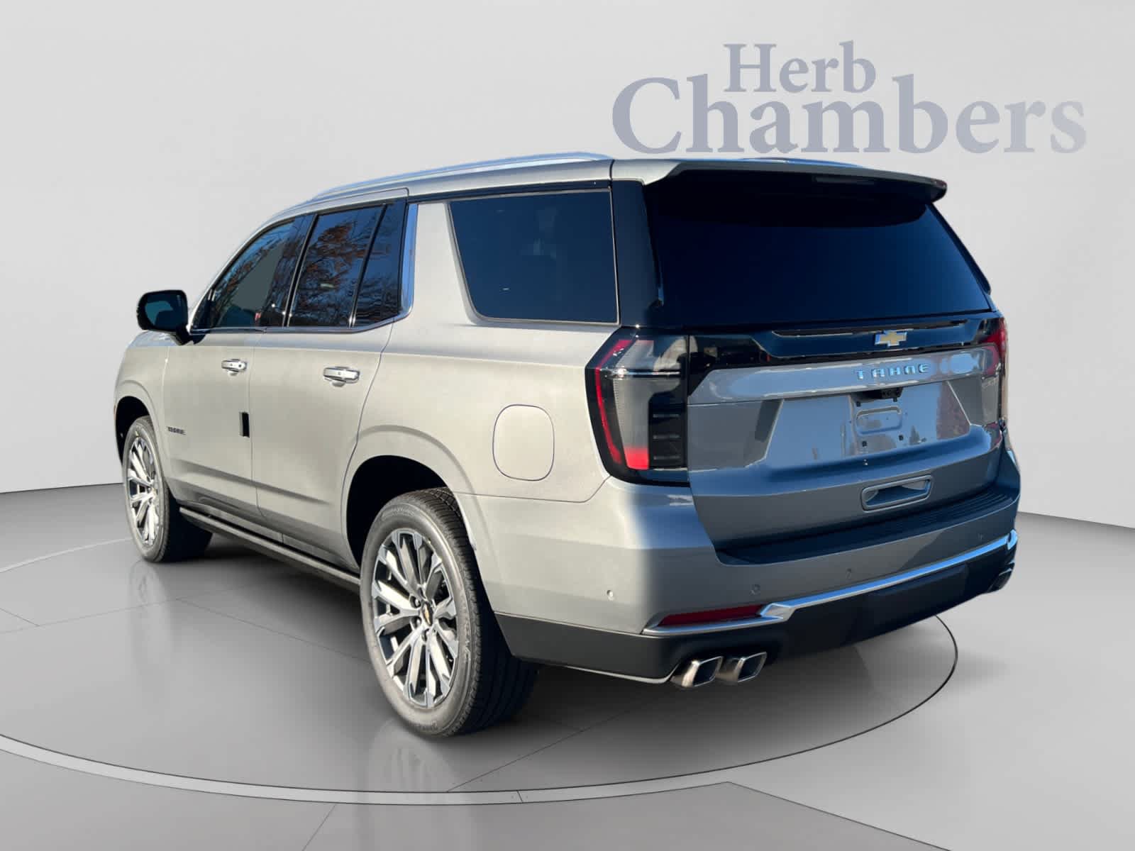 New 2026 Chevrolet Tahoe High Country w/ LPO, Illumination Package AWD/4WD image 3