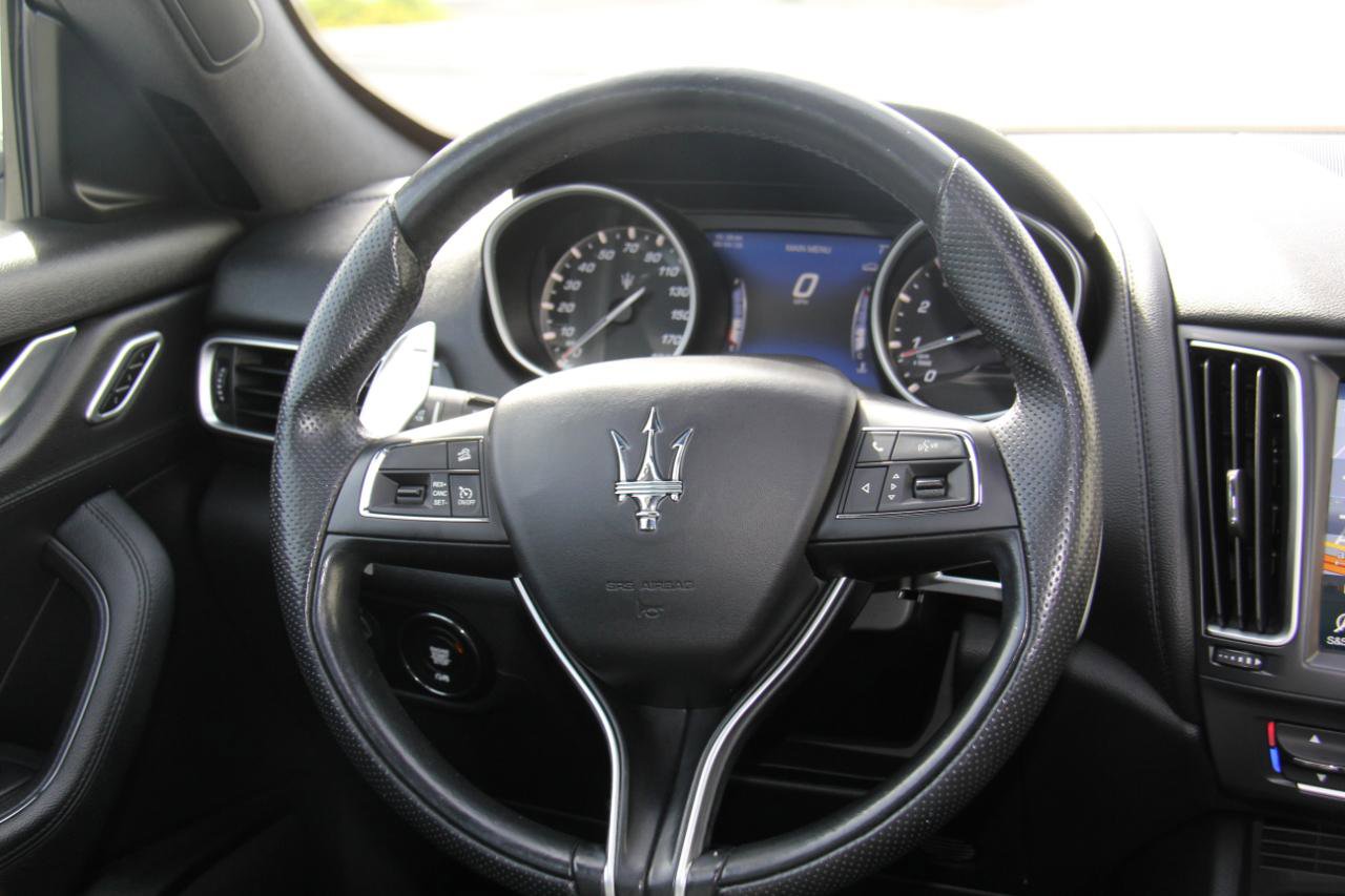 Used 2020 Maserati Levante S image 11