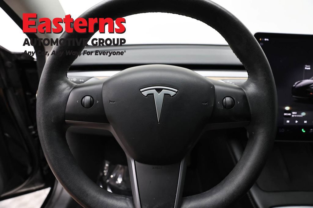 Used 2023 Tesla Model 3 Standard Range image 10
