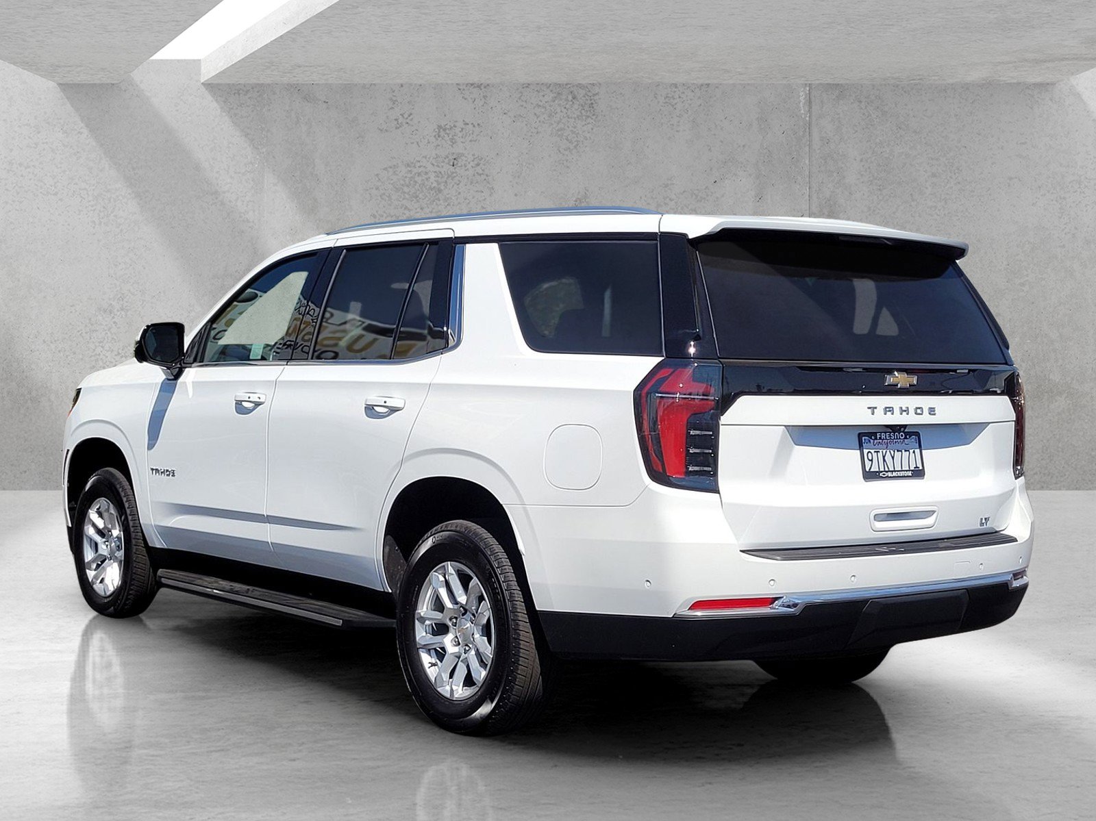 Used 2025 Chevrolet Tahoe LT image 6