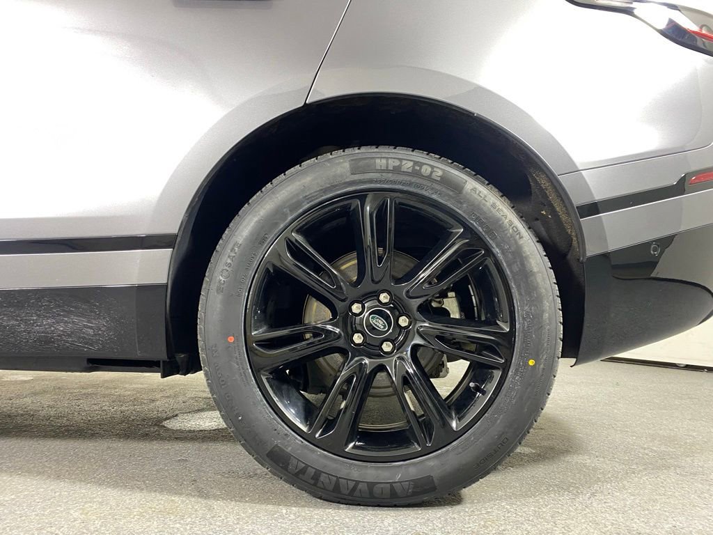 Used 2021 Land Rover Range Rover Velar R-Dynamic S image 34