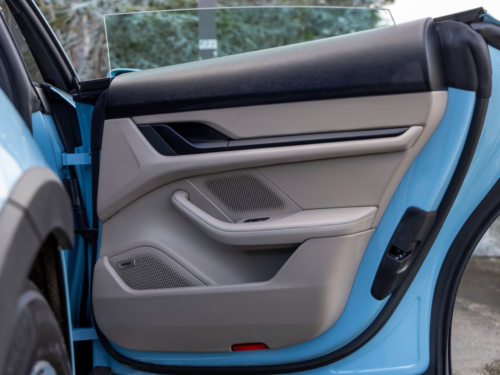 Certified 2024 Porsche Taycan 4 Cross Turismo image 43