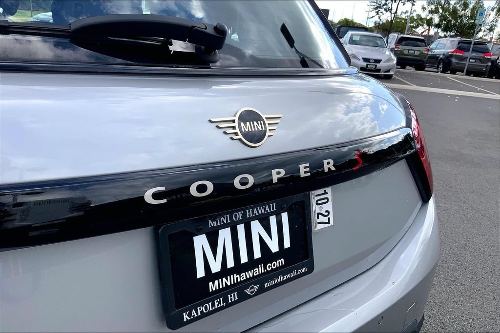 Certified 2026 MINI Cooper S FWD image 9