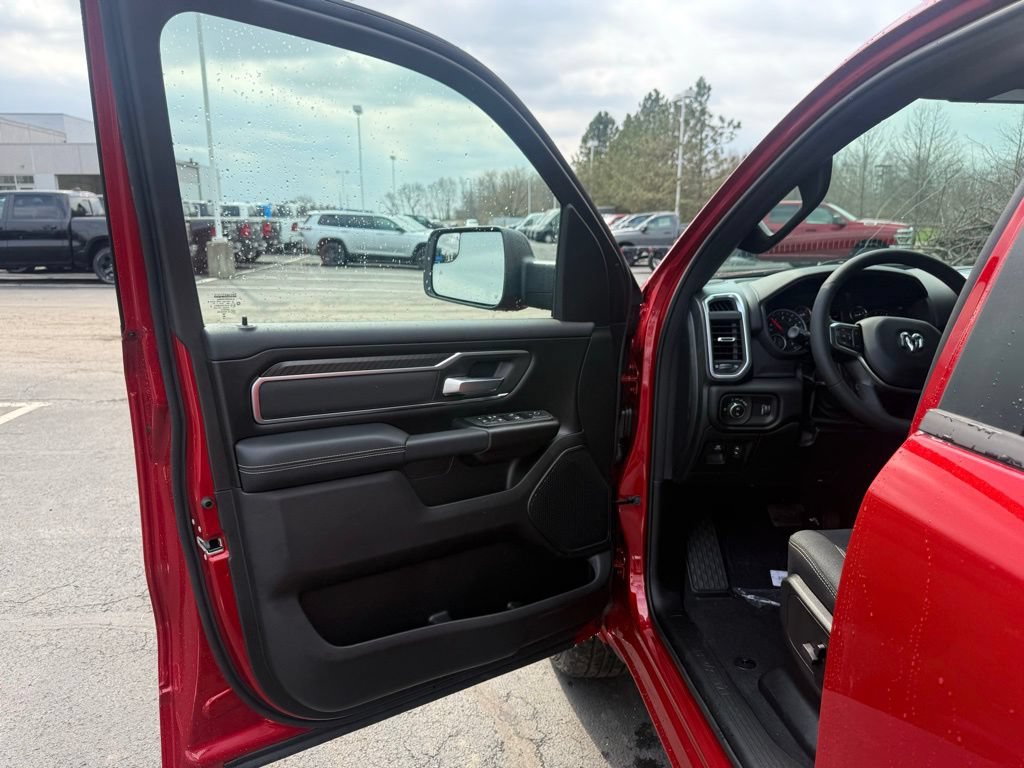 New 2026 RAM 1500 Big Horn AWD/4WD image 12