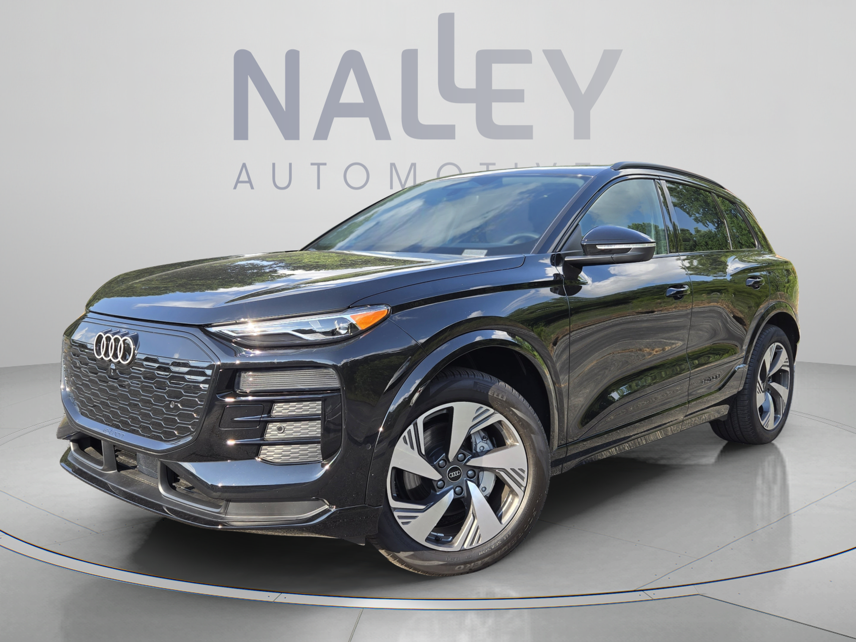 New 2025 Audi Q6 e-tron Premium AWD/4WD image 1