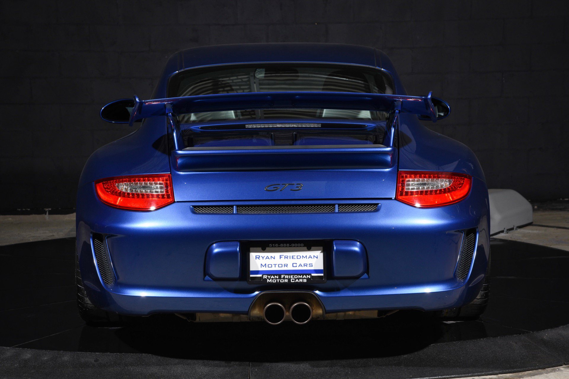 Used 2010 Porsche 911 GT3 RWD image 12