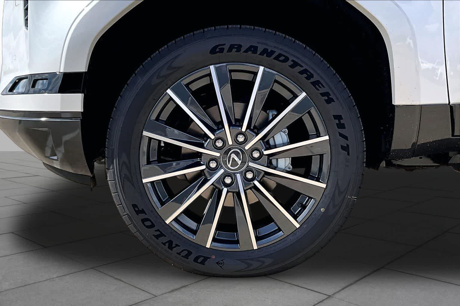 New 2026 Lexus GX 550 w/ Cold Area Package AWD/4WD image 20