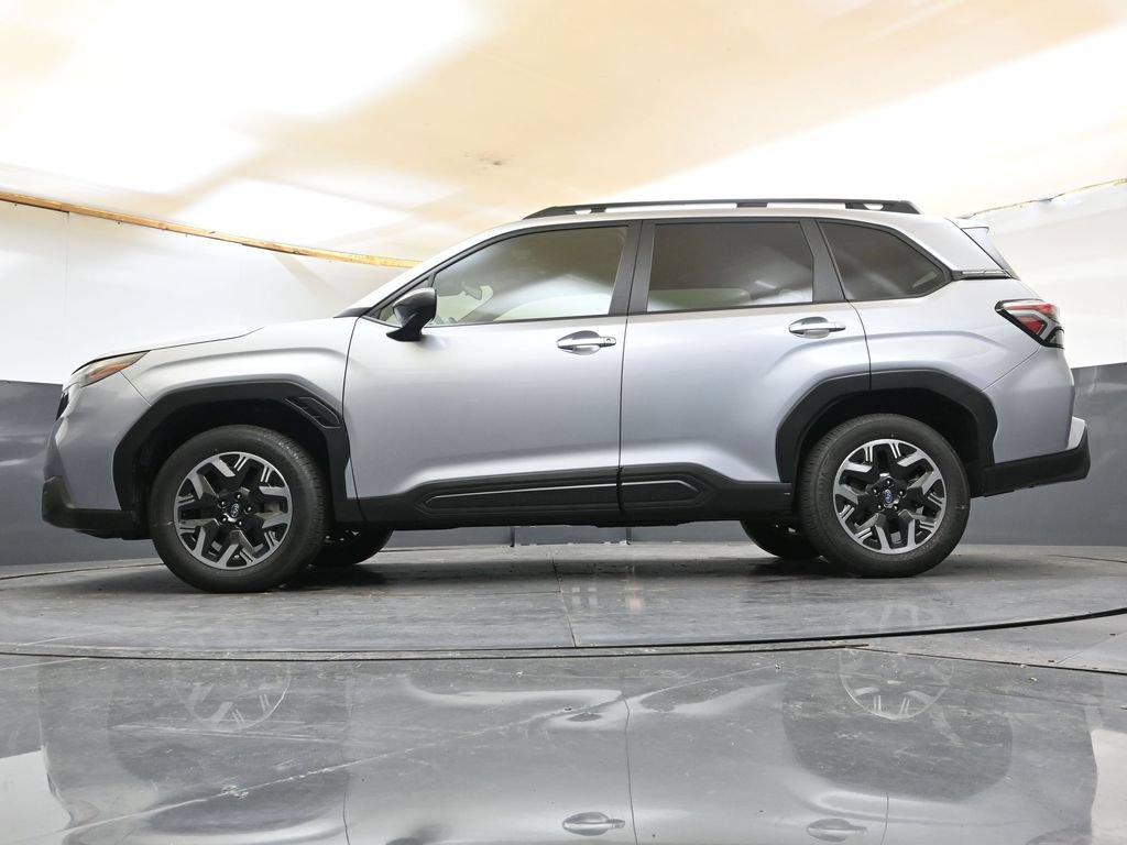 Certified 2025 Subaru Forester Premium AWD/4WD image 32