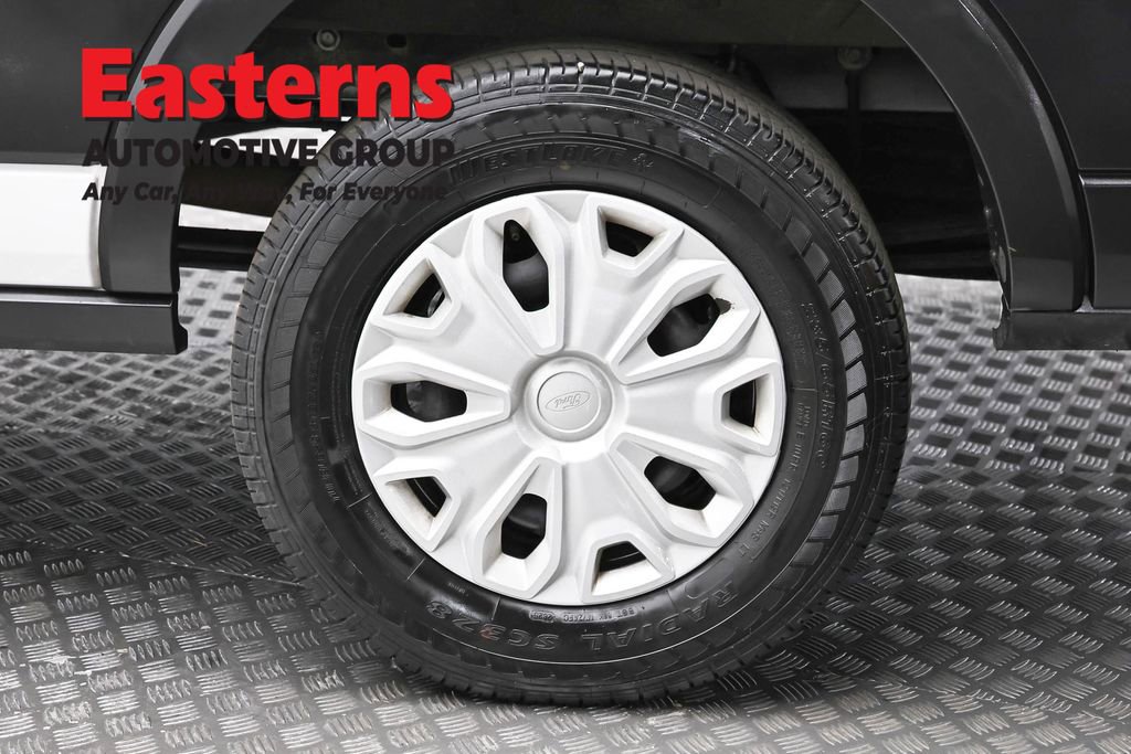 Used 2023 Ford Transit 350 XLT RWD image 8