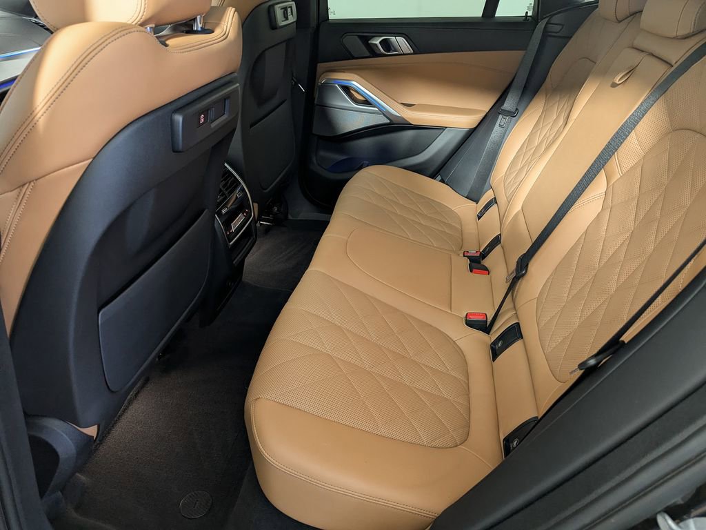 Certified 2023 BMW X6 xDrive40i w/ Climate Comfort Package image 49