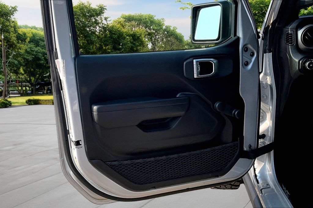 Used 2023 Jeep Wrangler Sport AWD/4WD image 23