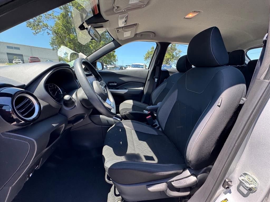 Certified 2020 Nissan Kicks SV FWD image 14