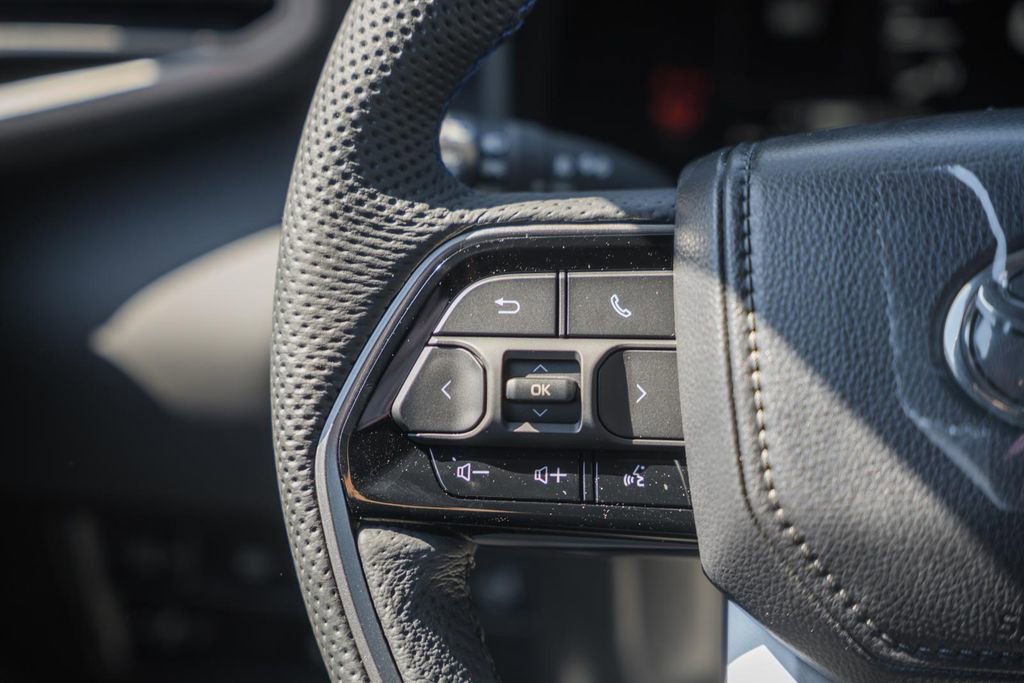 New 2026 Toyota Tundra Platinum AWD/4WD image 31