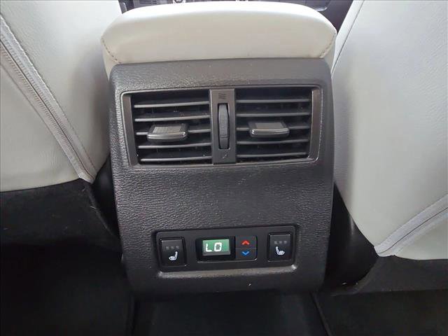 Used 2024 Mitsubishi Outlander SEL image 17