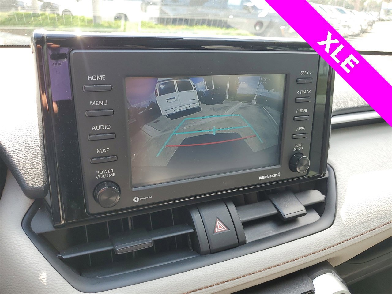 Used 2022 Toyota RAV4 XLE image 27