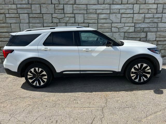 Used 2025 Ford Explorer Platinum w/ LUX Leather Package AWD/4WD image 6