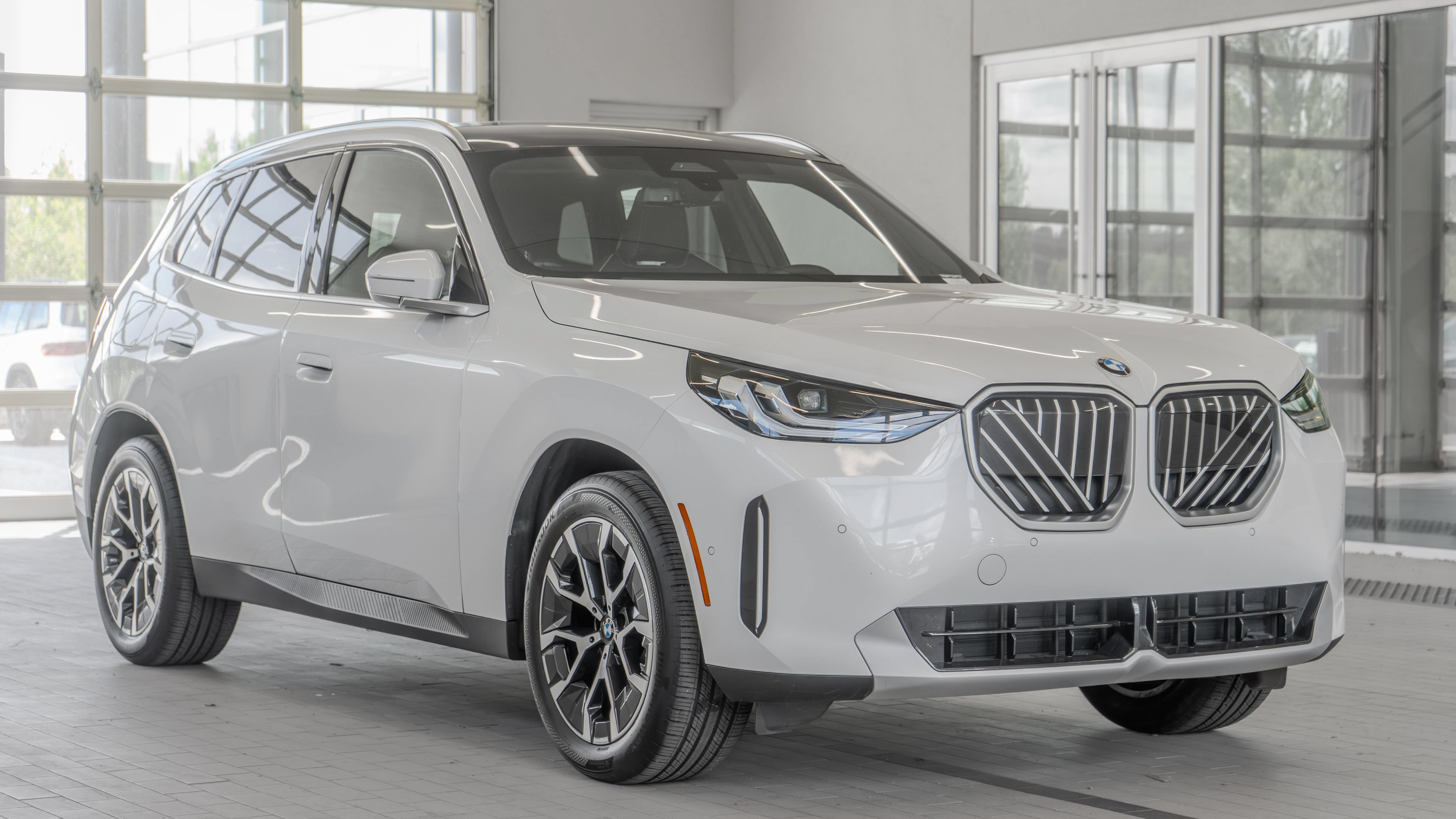 Used 2025 BMW X3 xDrive30i w/ M Sport Package AWD/4WD image 21