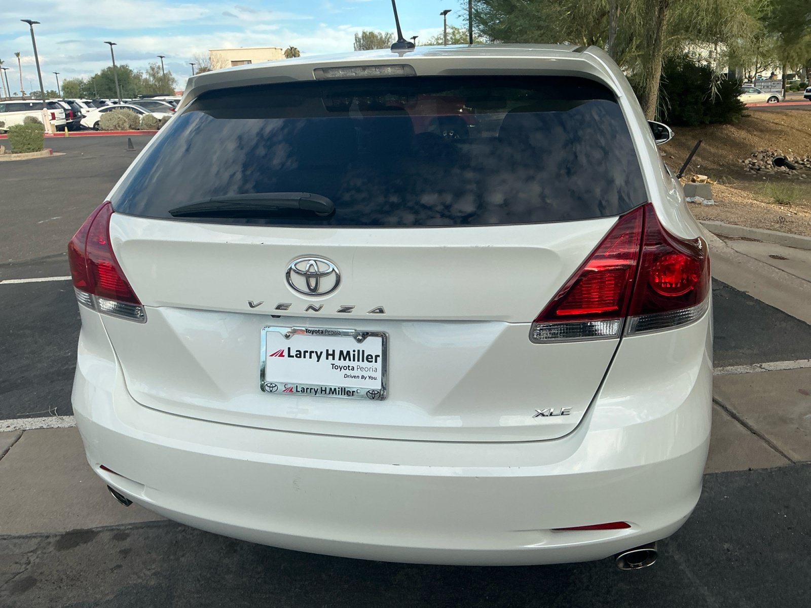 Used 2013 Toyota Venza XLE FWD image 24