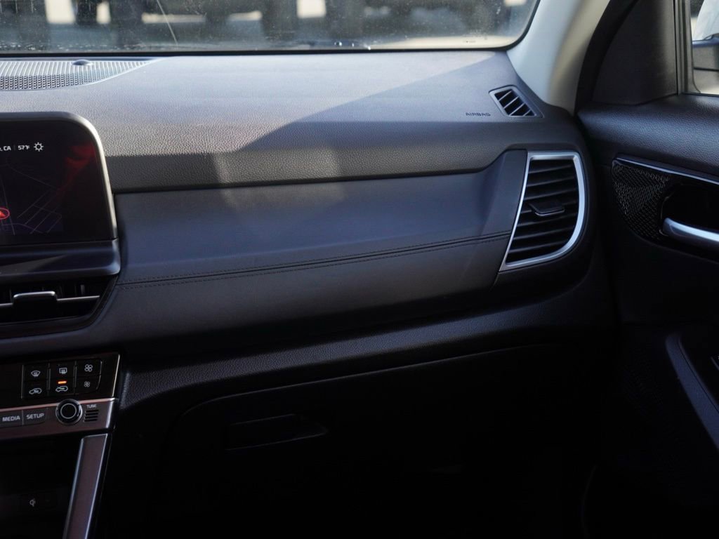 Used 2025 Kia Seltos EX w/ EX Sunroof Package image 23