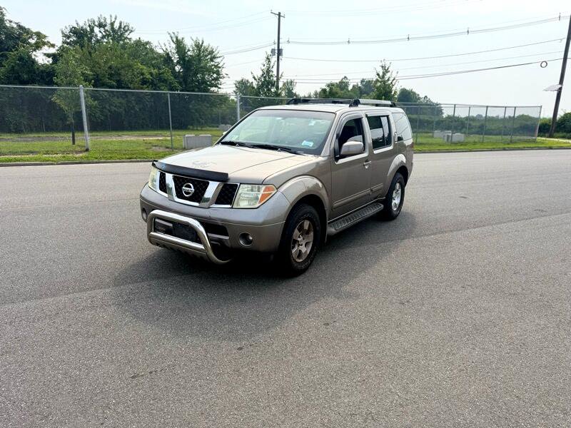 Used 2005 Nissan Pathfinder SE
