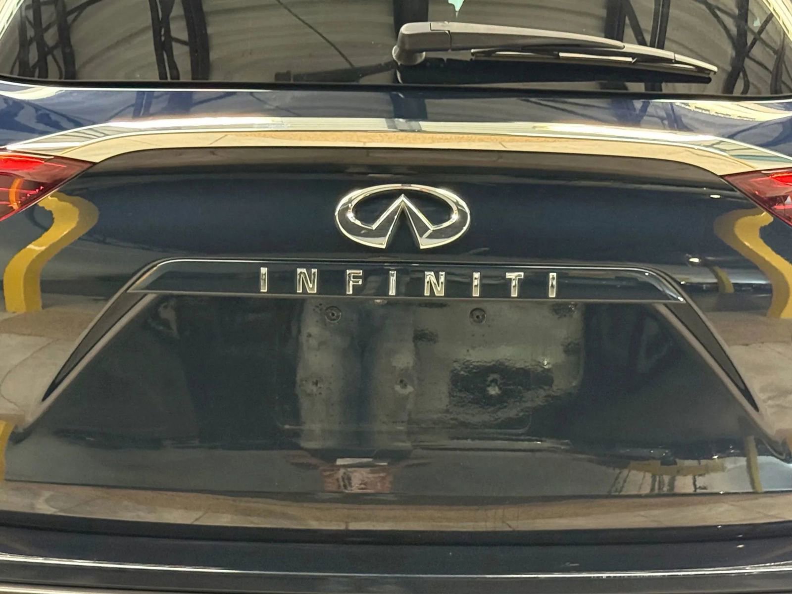 Used 2019 INFINITI QX50 Essential w/ Proassist Package image 11