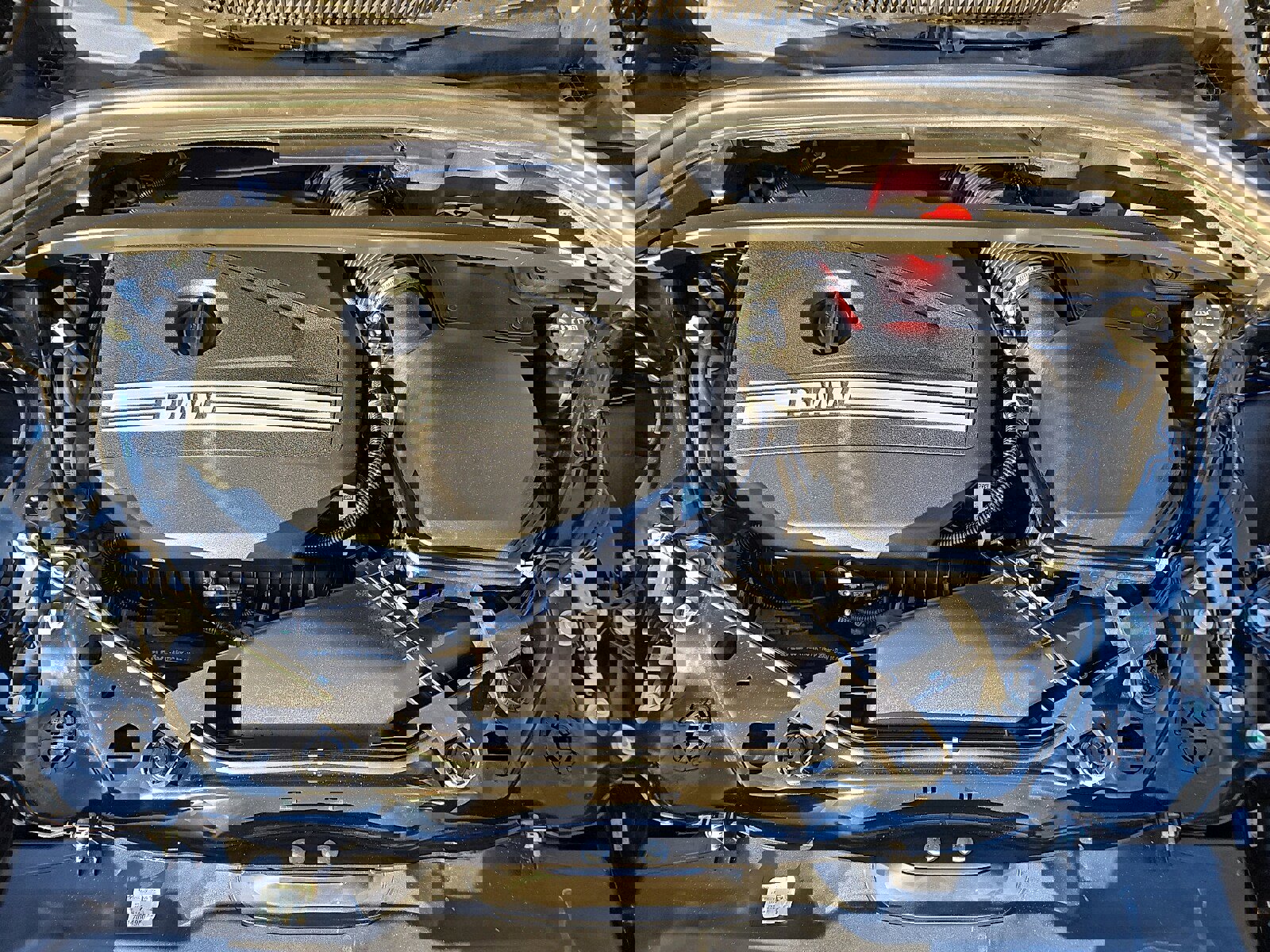 Used 2025 BMW X2 xDrive28i w/ Premium Package image 27