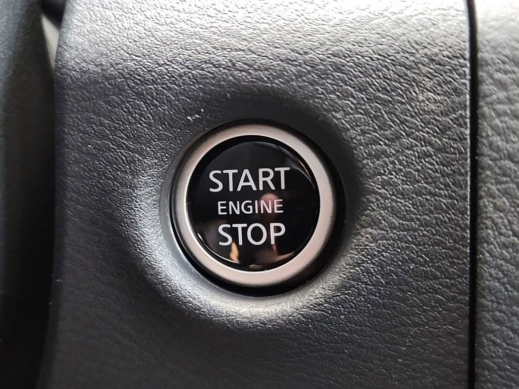 New 2025 Nissan Frontier PRO-4X w/ Pro Premium Package image 12