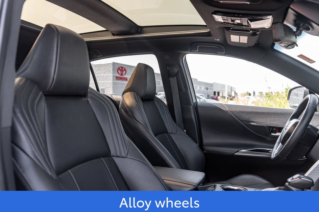 Certified 2024 Toyota Venza Limited AWD/4WD image 13