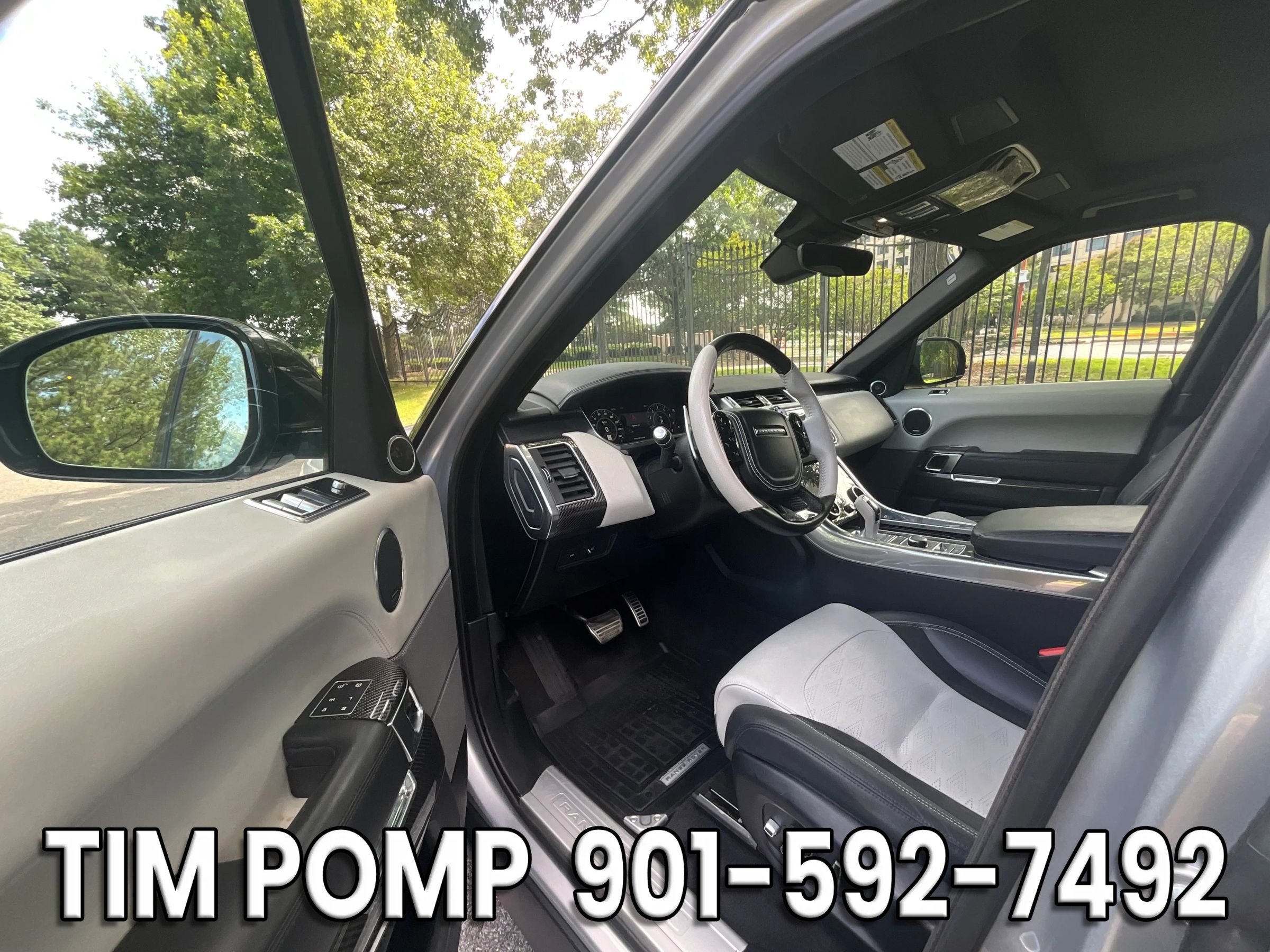 Used 2019 Land Rover Range Rover Sport SVR AWD/4WD image 19