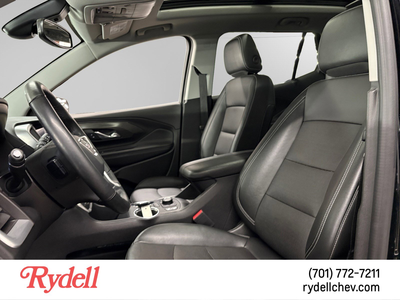 Used 2024 GMC Terrain SLT w/ Tech Package AWD/4WD image 10