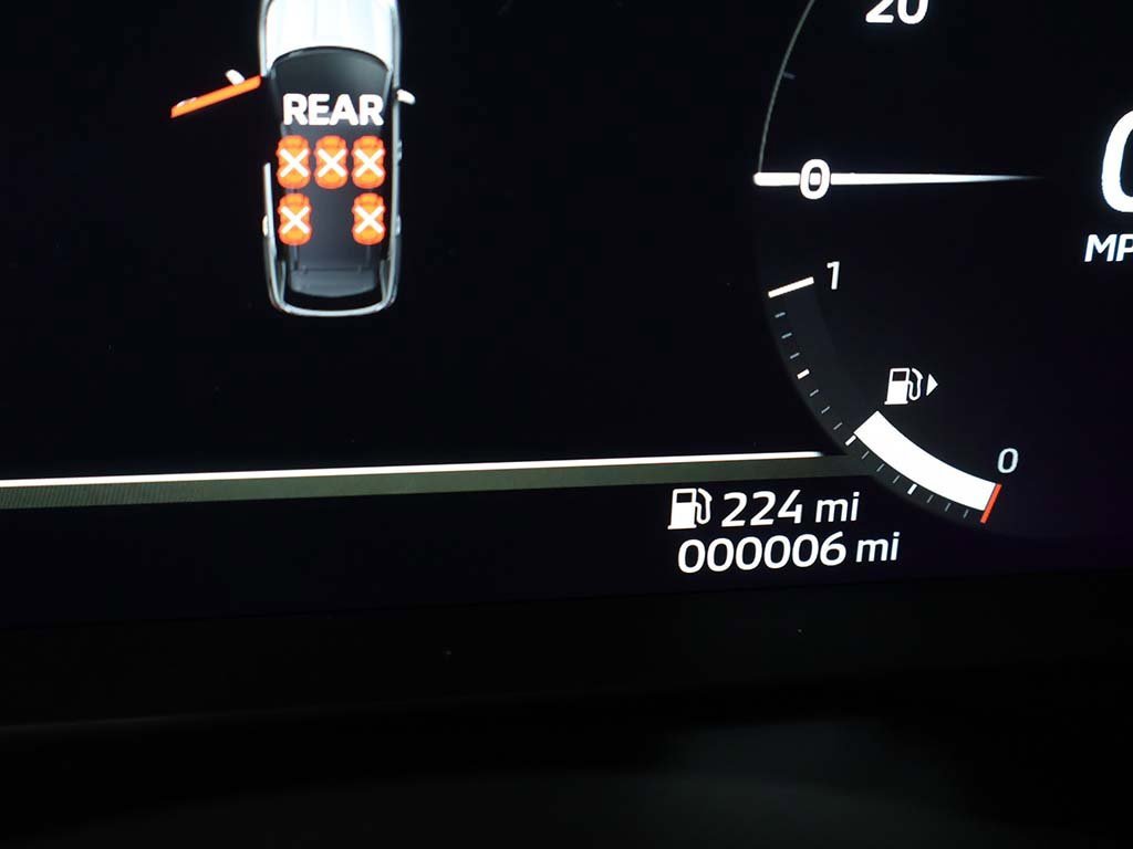 New 2025 Mitsubishi Outlander SE image 45