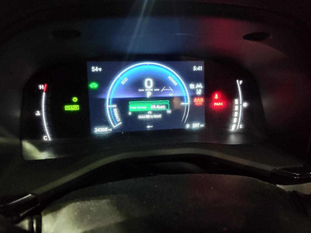 Used 2025 Toyota Camry SE w/ Convenience Package FWD image 8