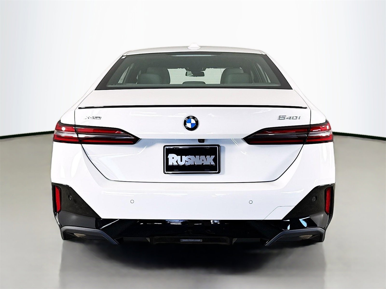 New 2026 BMW 540i xDrive w/ M Sport Package image 6