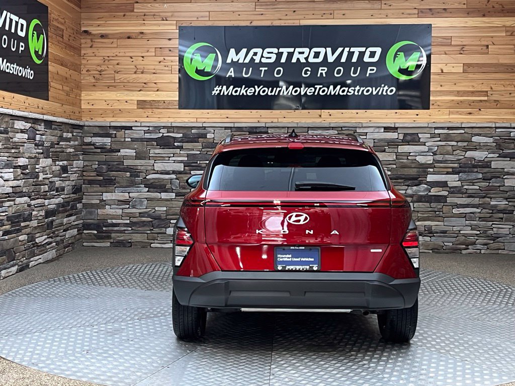 Certified 2024 Hyundai Kona SEL w/ Convenience Package AWD/4WD image 16