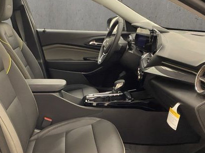 New 2026 Chevrolet Trax ACTIV w/ Driver Confidence Package FWD image 24