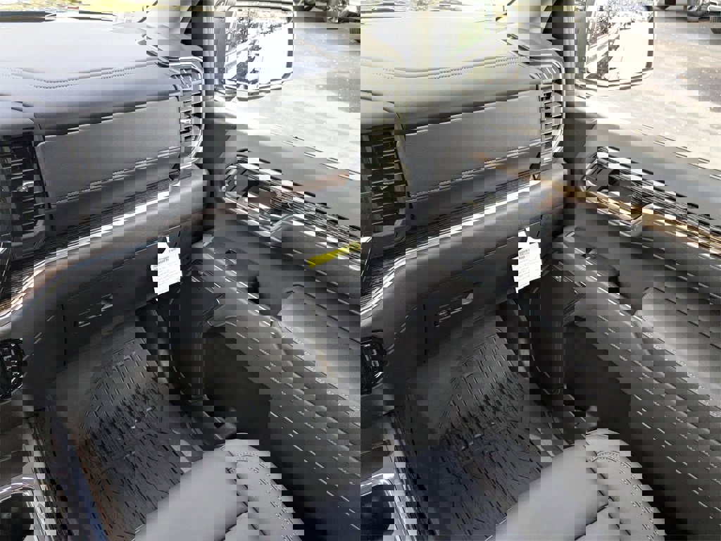 New 2026 GMC Sierra 1500 Elevation w/ Elevation Premium Package image 17