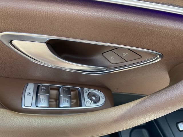 Used 2018 Mercedes-Benz E 300 image 17