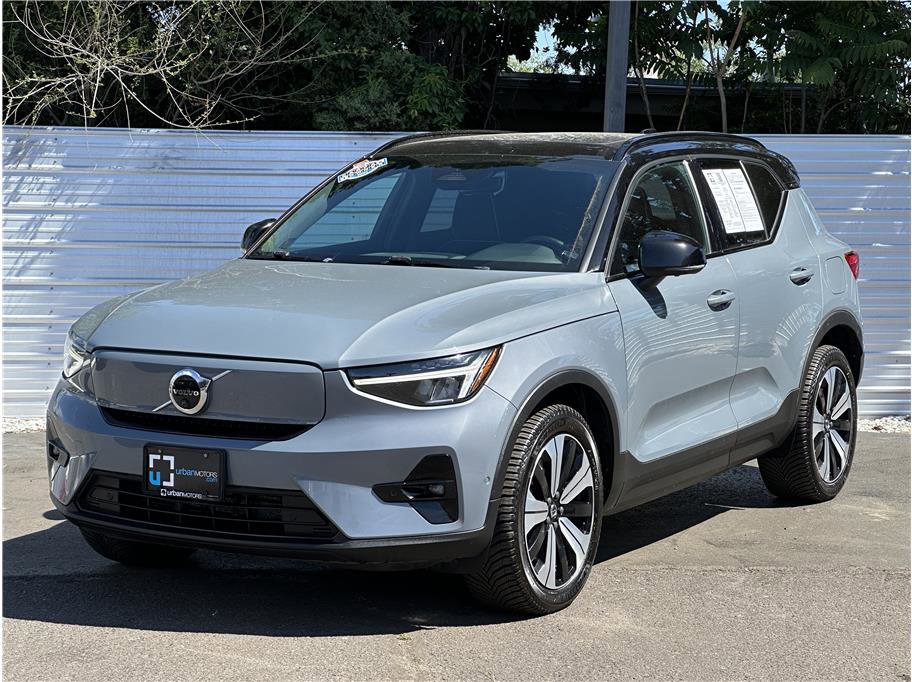 Used 2023 Volvo XC40 Recharge Plus AWD/4WD image 6