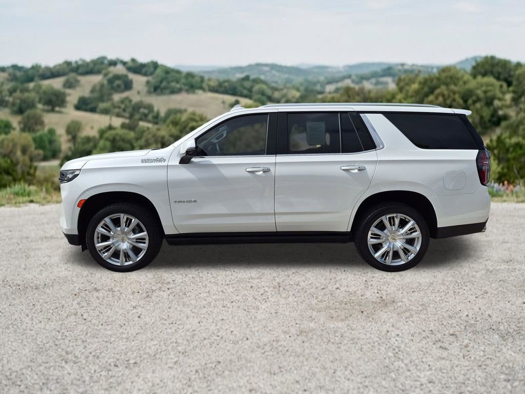 Used 2024 Chevrolet Tahoe High Country RWD image 5