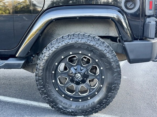 Used 2014 Jeep Wrangler Unlimited Sahara image 30