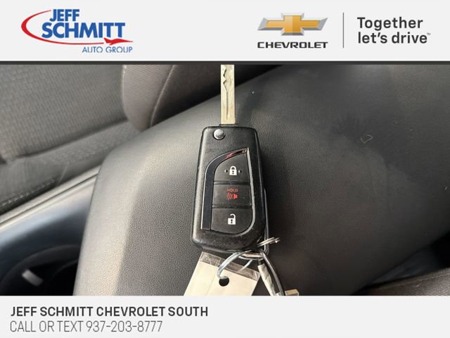 Used 2019 Toyota C-HR LE image 28