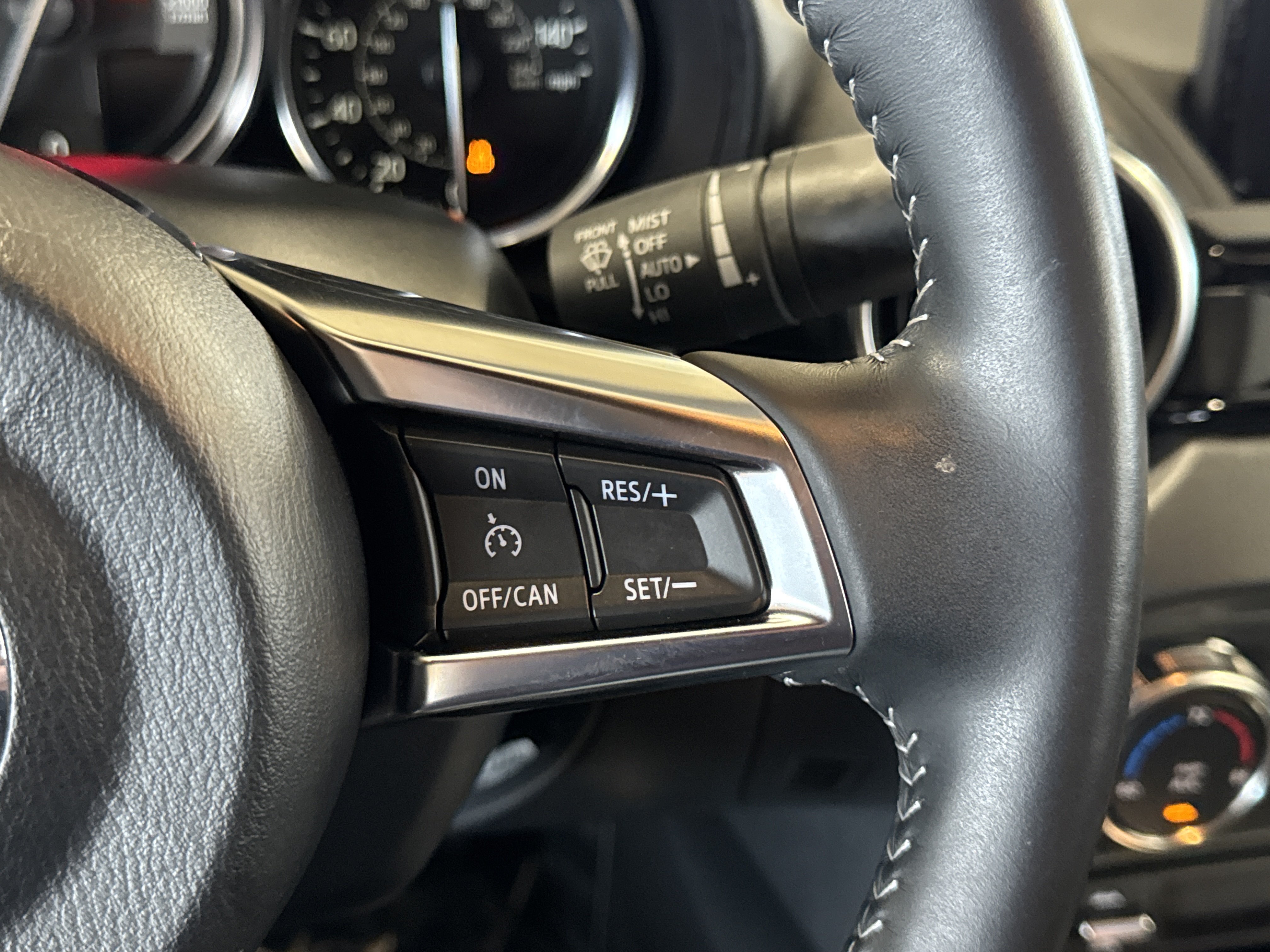 Used 2022 MAZDA MX-5 Miata RF Grand Touring RWD image 18