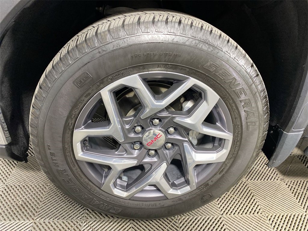 Used 2023 GMC Sierra 1500 SLE image 10