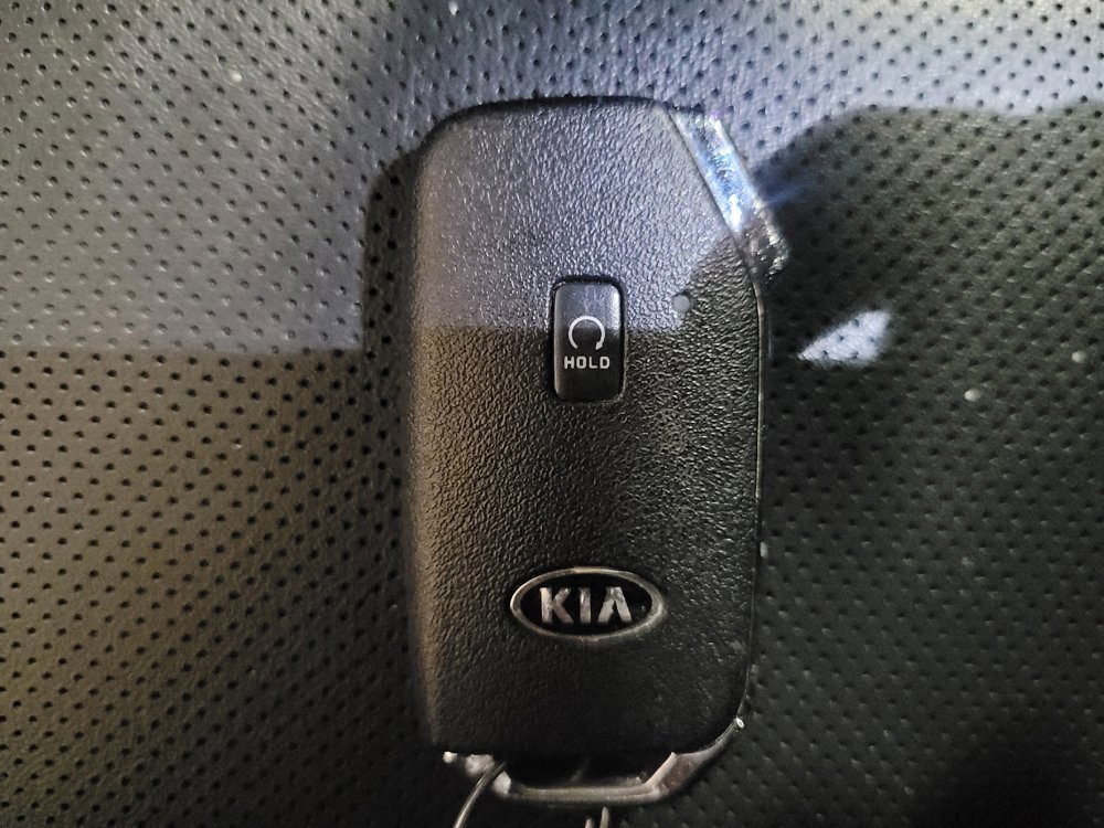 Used 2021 Kia Telluride S image 32