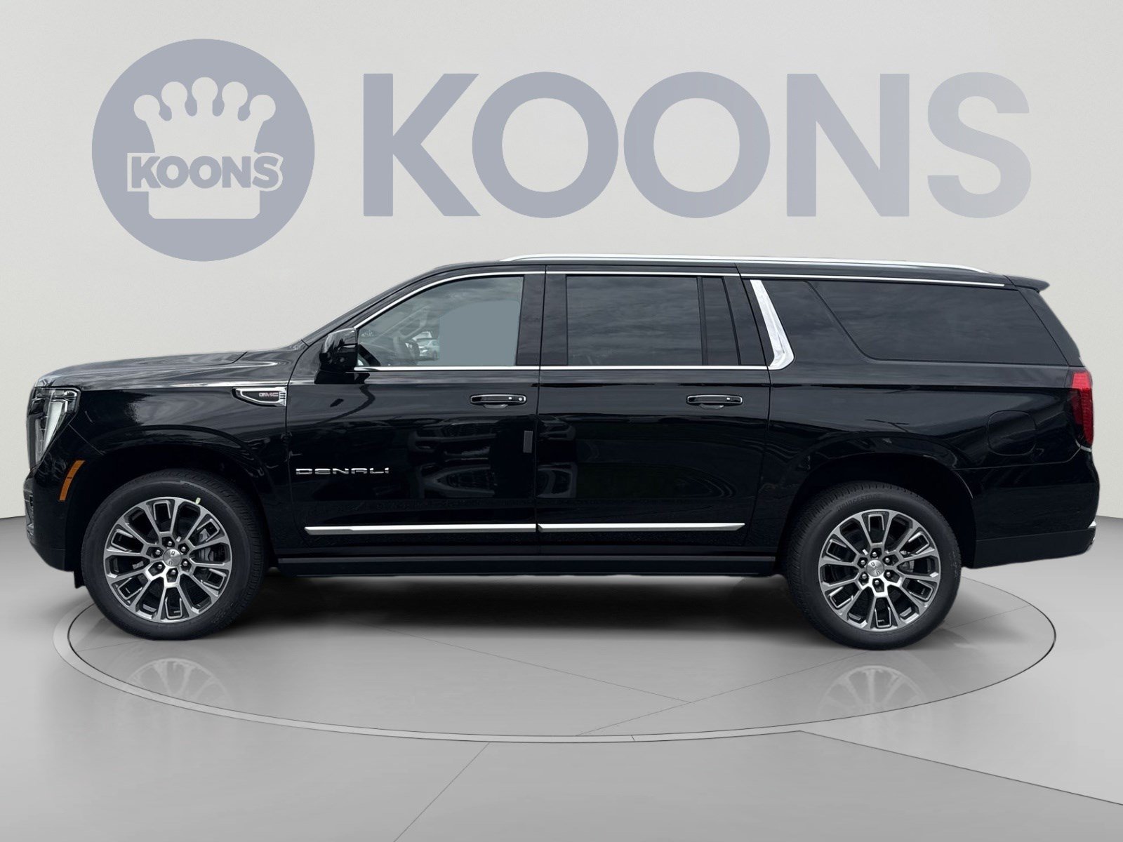 New 2026 GMC Yukon XL Denali w/ Denali Reserve Package AWD/4WD image 2