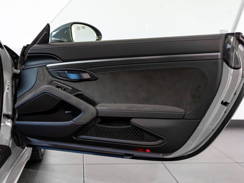 Used 2025 Porsche 718 Cayman GT4 RS image 24
