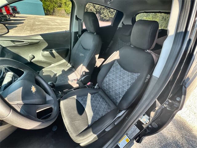 Used 2020 Chevrolet Spark LS image 9