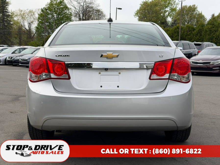 Used 2016 Chevrolet Cruze LT FWD image 4