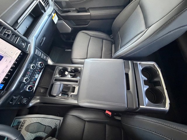 New 2025 Ford F150 Lariat w/ Equipment Group 502A High image 11